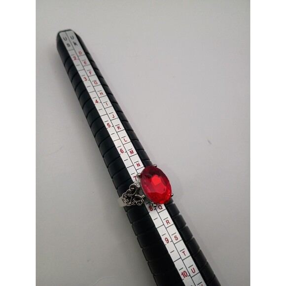 Women's Red Crystal Alloy Glass Fashion Ring U.S Size 7.5 - Picture 3 of 3